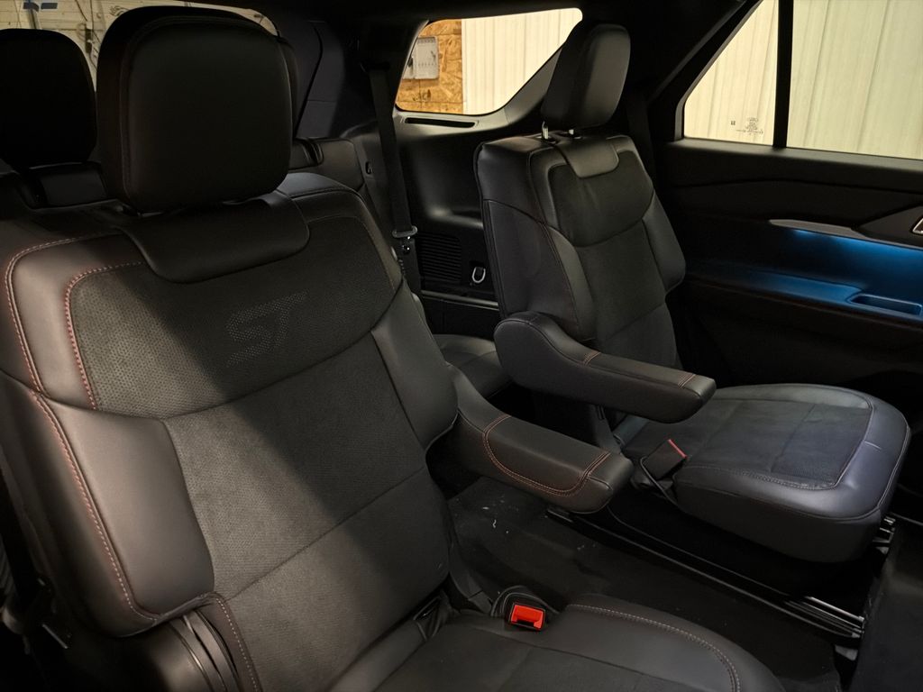 New 2026 Ford Explorer - photo 33