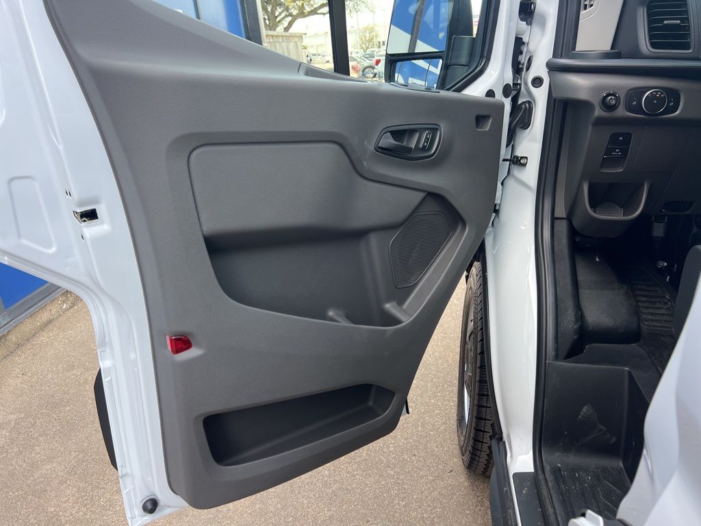 New 2026 Ford Transit 250 - photo 12