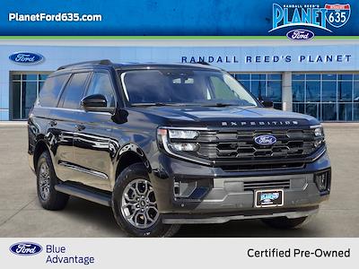 Used 2025 Ford Expedition - photo 1