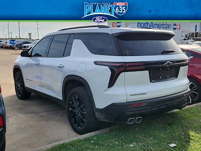 Used 2024 Chevrolet Traverse - photo 1