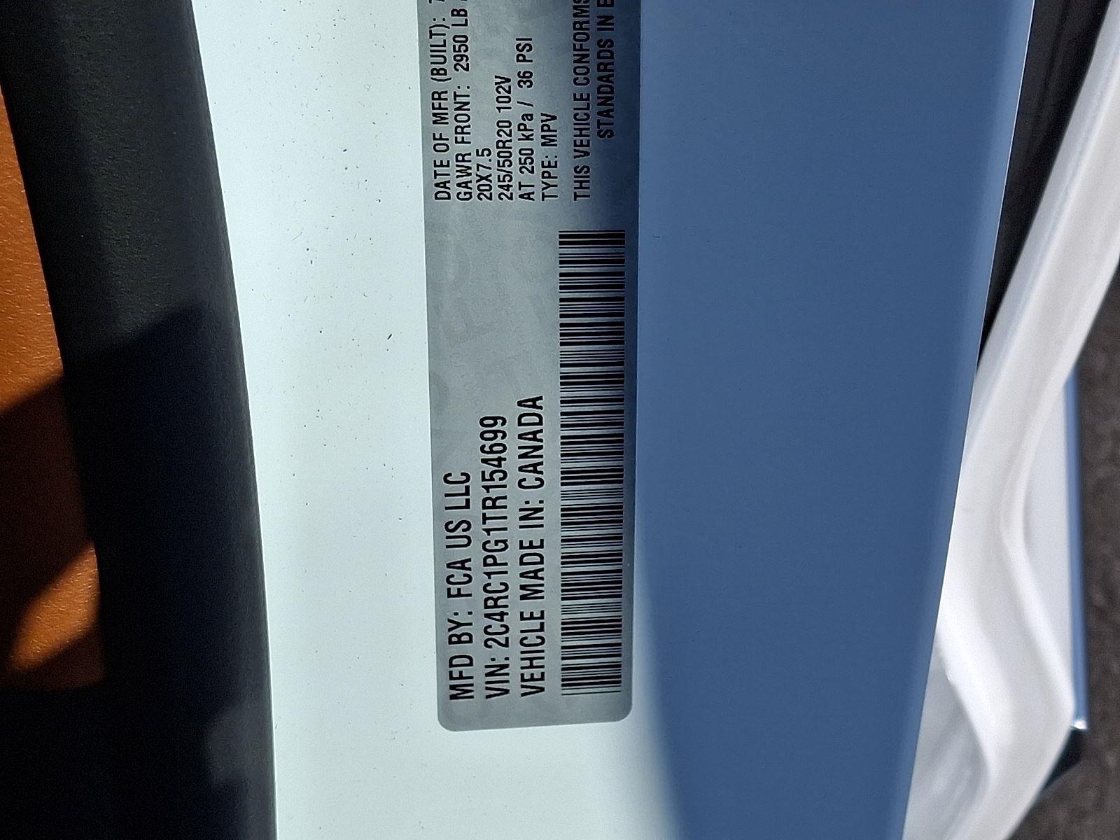 Used 2026 Chrysler Pacifica - photo 28