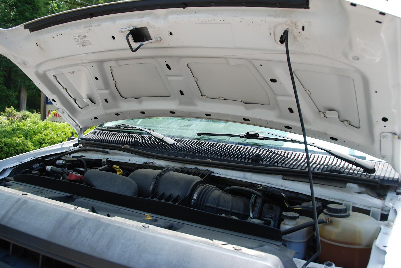 Used 2015 Ford E-350 - photo 17