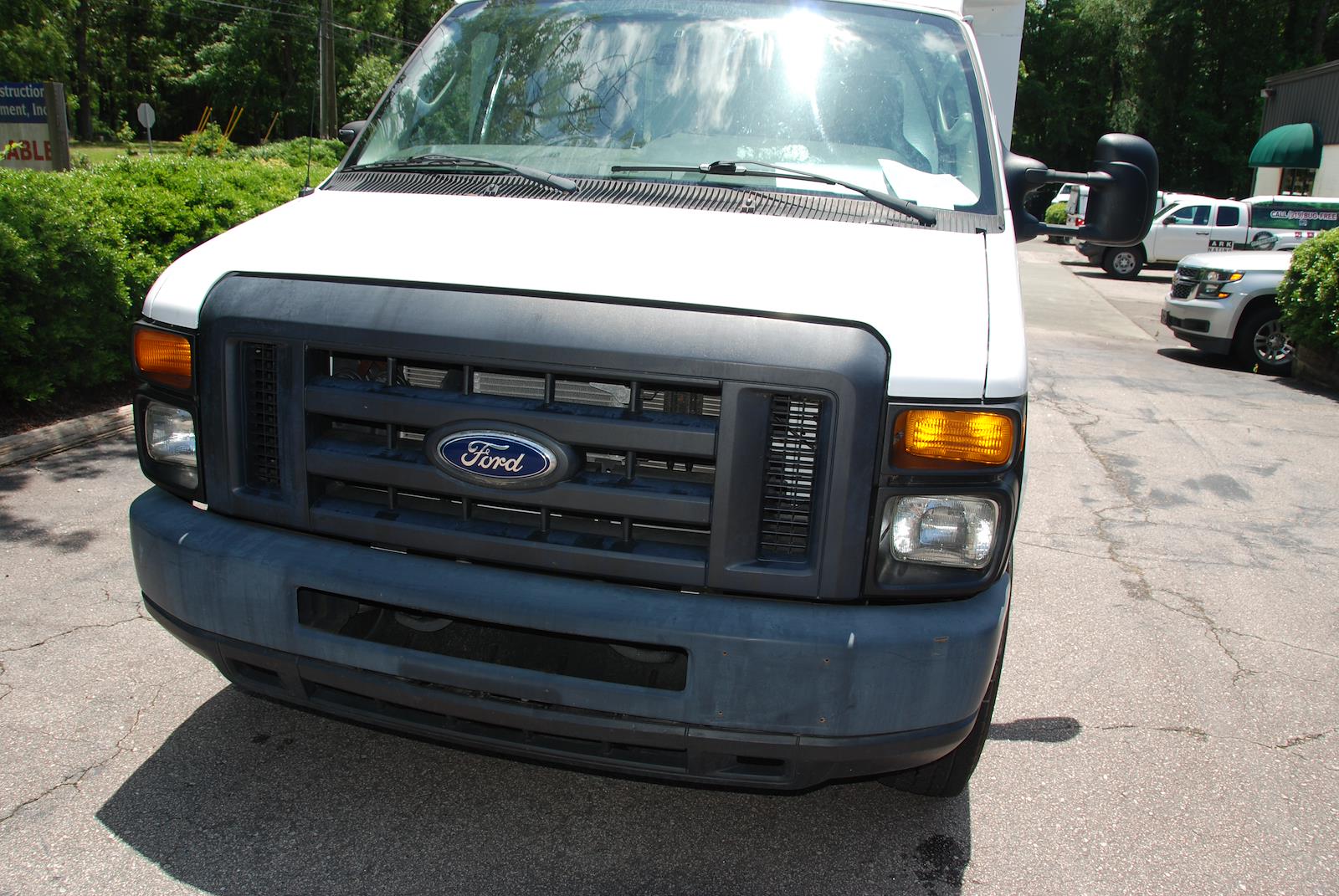 Used 2015 Ford E-350 - photo 6