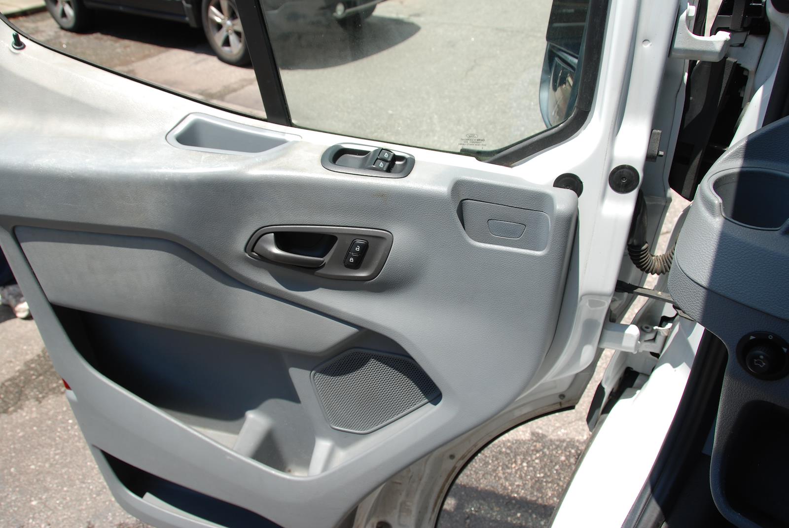 Used 2015 Ford Transit 150 - photo 17