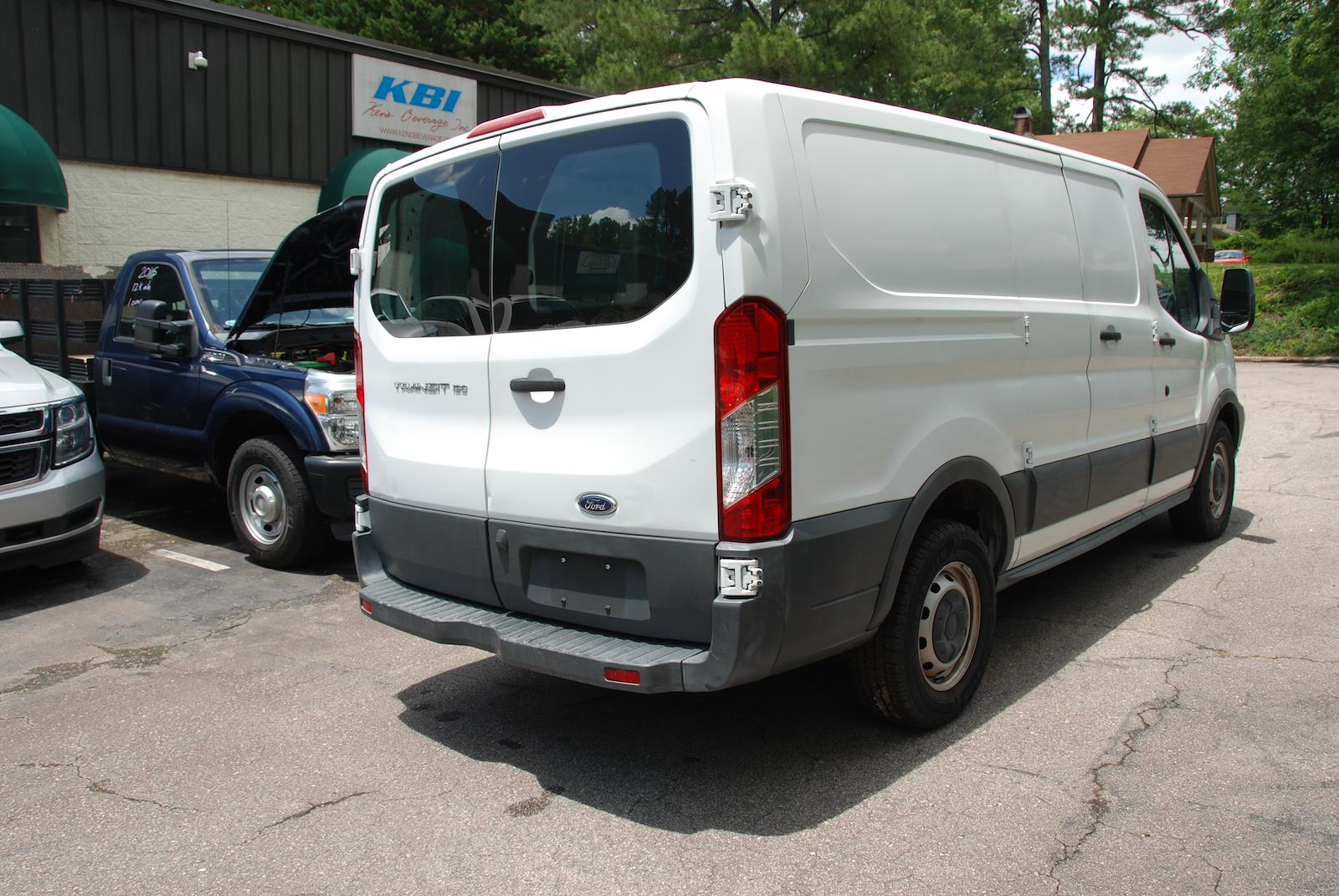 Used 2015 Ford Transit 150 - photo 8