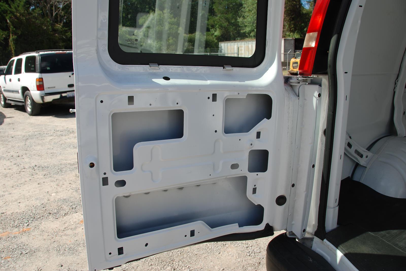 Used 2013 Chevrolet Express 1500 - photo 24