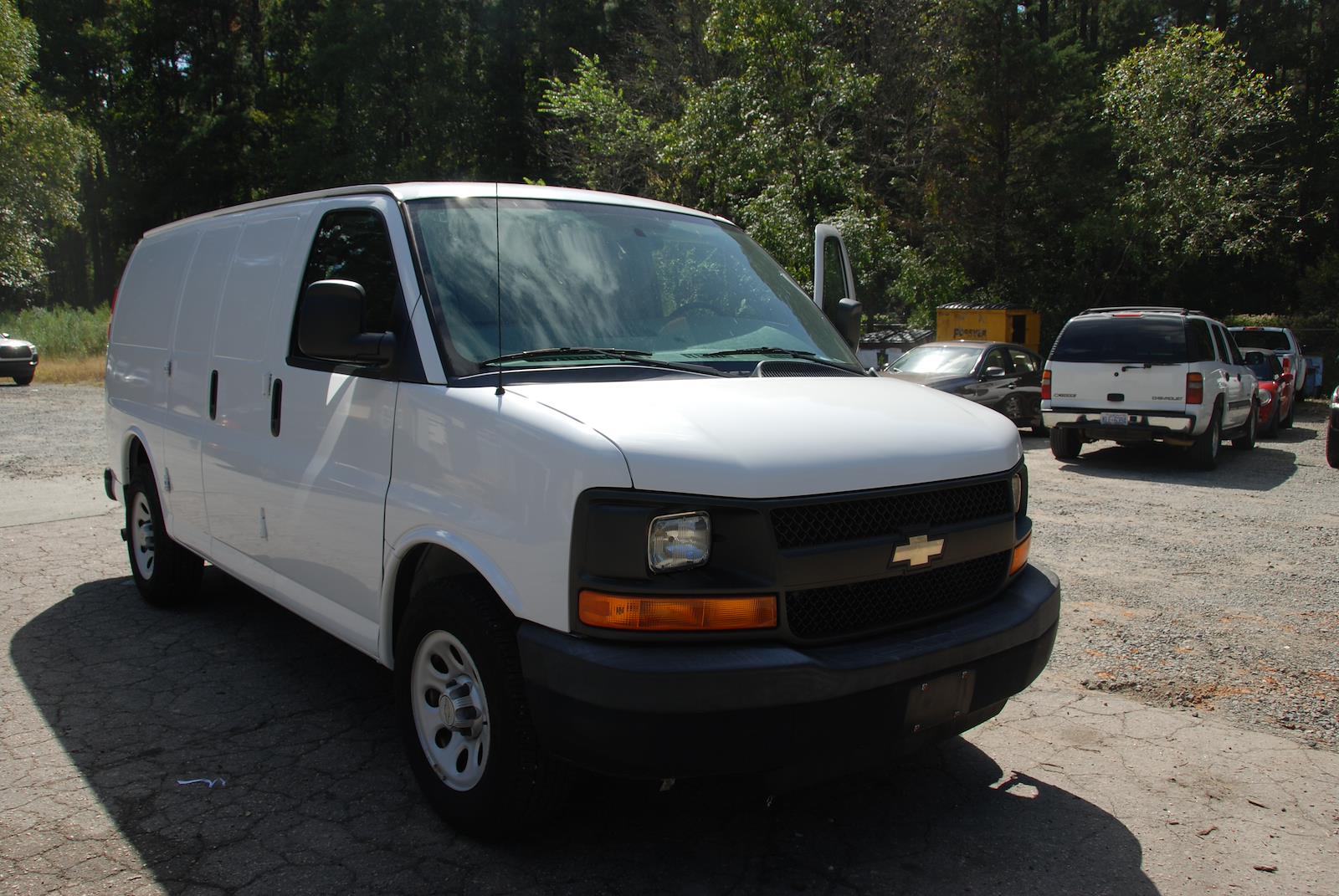 Used 2013 Chevrolet Express 1500 - photo 7