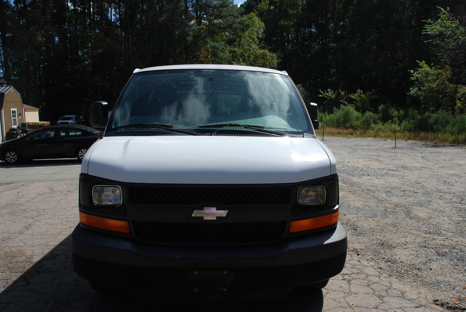 Used 2013 Chevrolet Express 1500 - photo 9