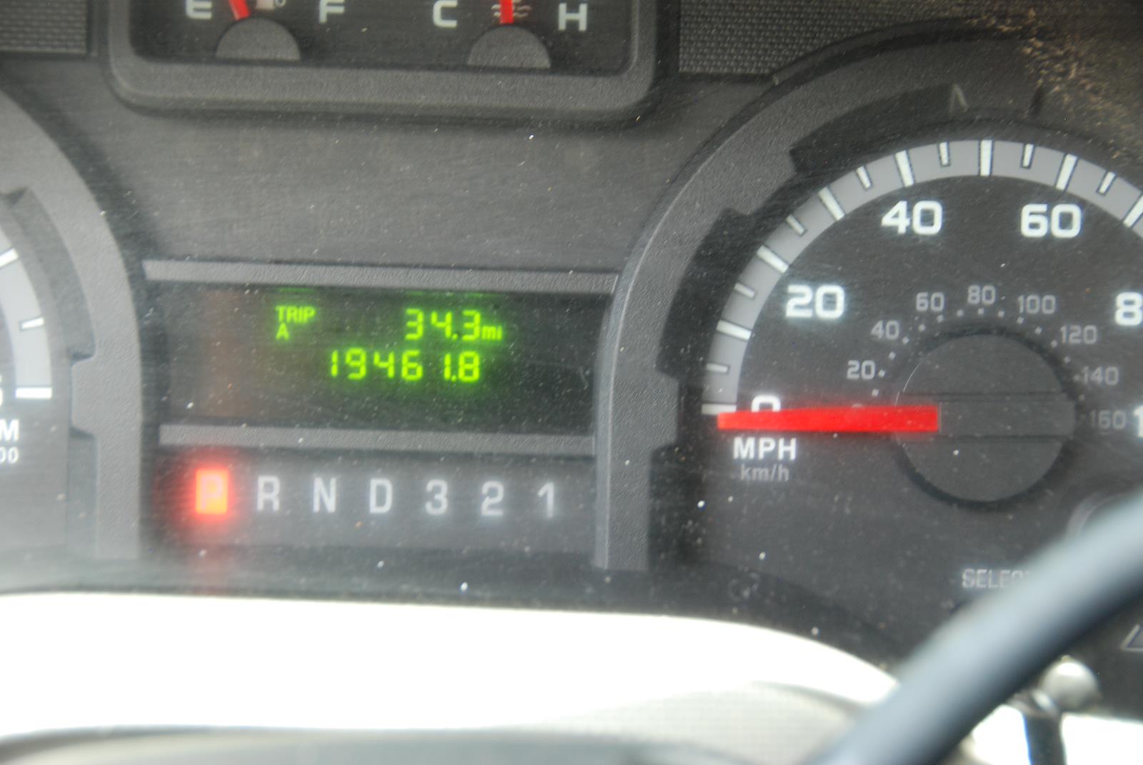 Used 2015 Ford E-350 - photo 6