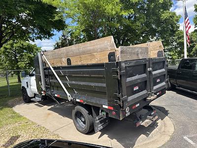 Used 2022 Chevrolet Silverado 6500 - photo 1