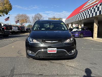 Used 2020 Chrysler Pacifica - photo 1