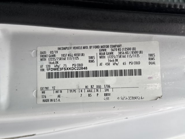 Used 2019 Ford E-350 - photo 22