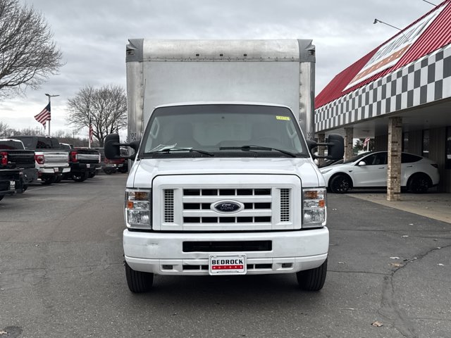 Used 2019 Ford E-350 - photo 24