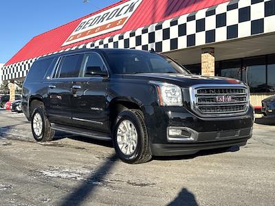 Used 2019 GMC Yukon XL - photo 1