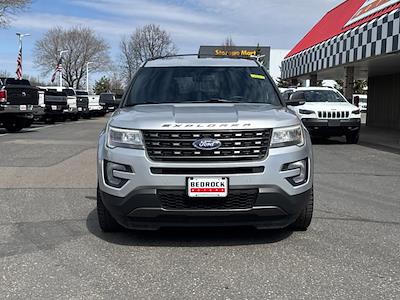 Used 2017 Ford Explorer - photo 2
