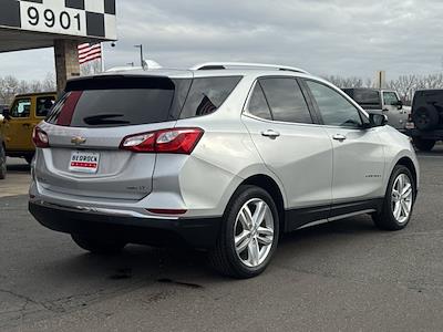 Used 2021 Chevrolet Equinox - photo 1