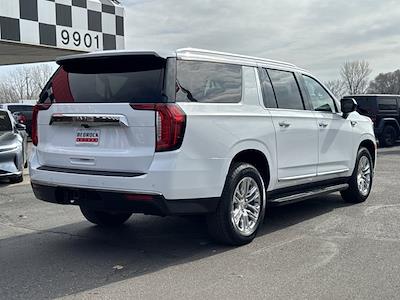 Used 2021 GMC Yukon XL - photo 1