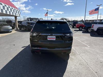 Used 2020 Chevrolet Traverse - photo 1