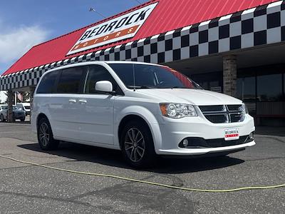 Used 2017 Dodge Grand Caravan - photo 1