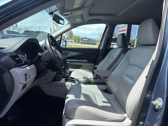 Used 2016 Honda Pilot - photo 18