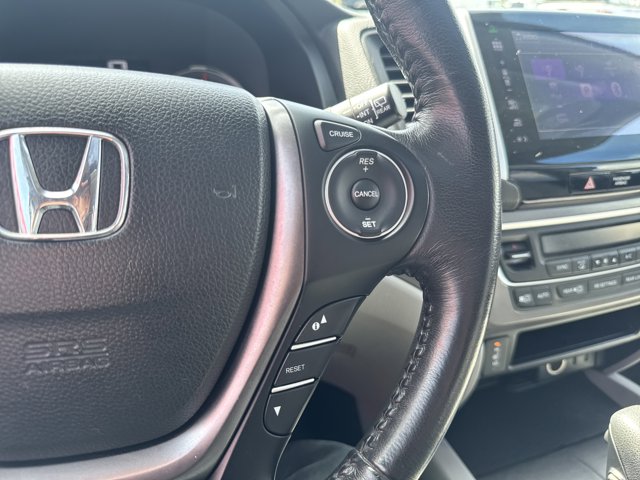 Used 2016 Honda Pilot - photo 22