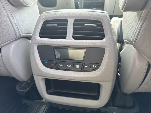 Used 2016 Honda Pilot - photo 31