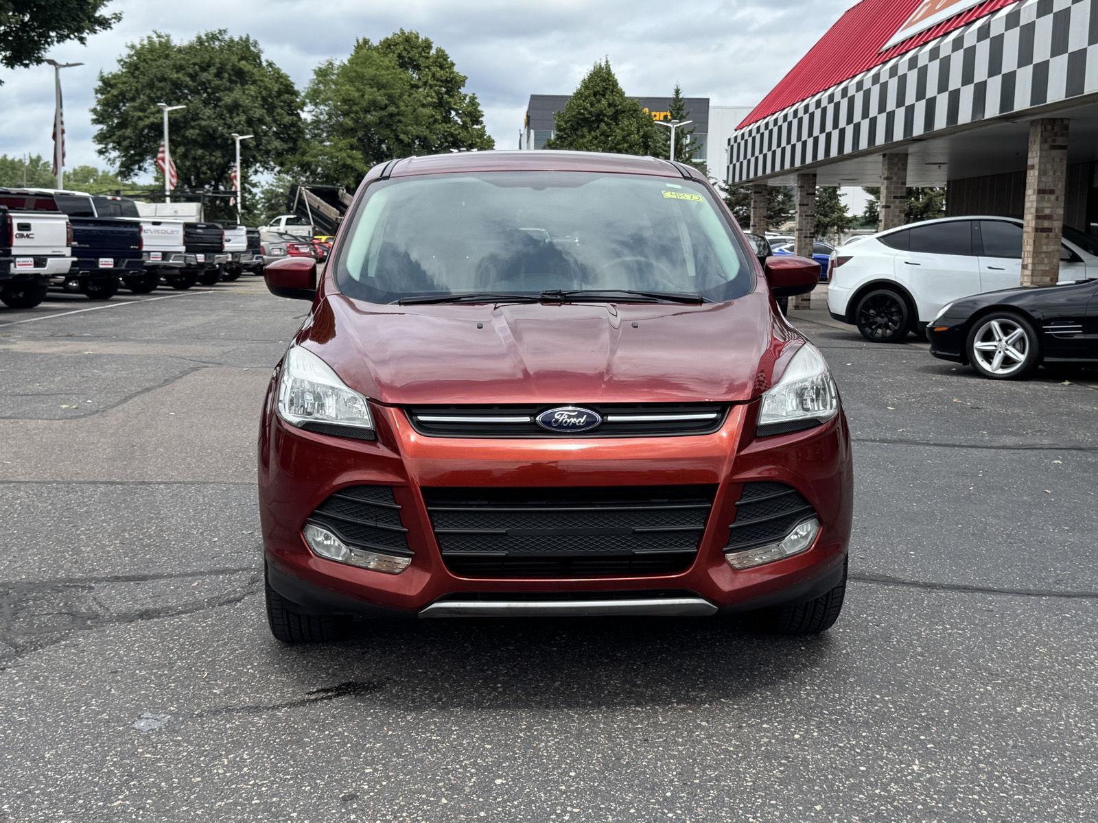 Used 2016 Ford Escape - photo 2