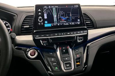 Used 2025 Honda Odyssey - photo 1