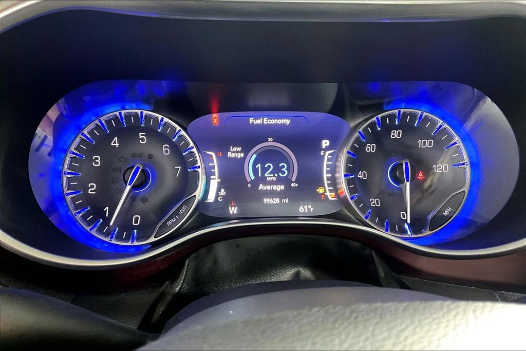Used 2017 Chrysler Pacifica - photo 15