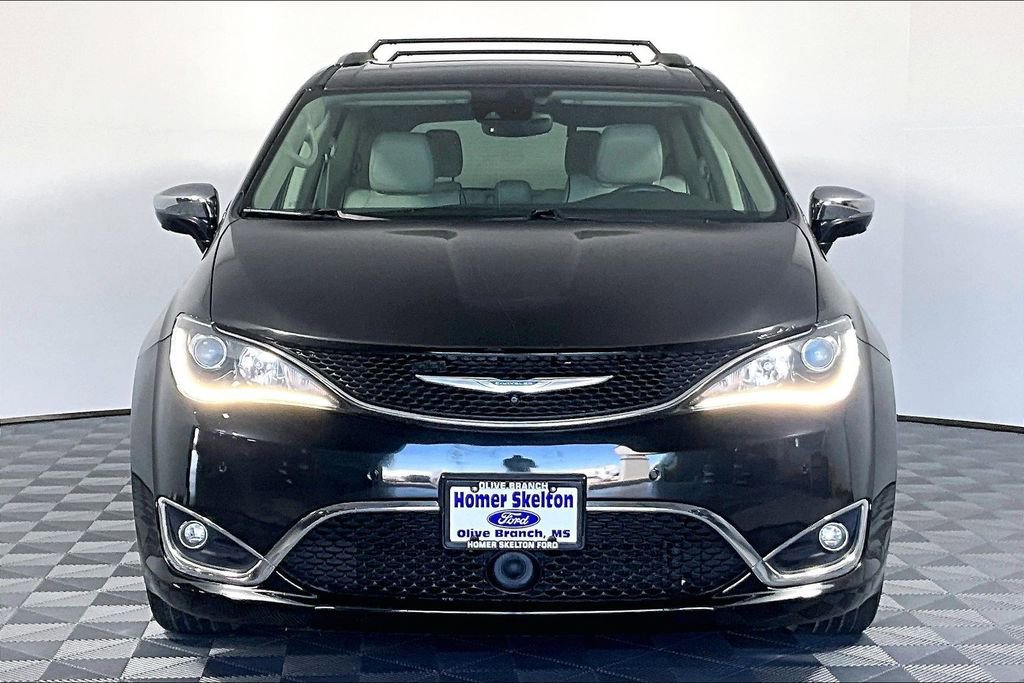 Used 2017 Chrysler Pacifica - photo 5