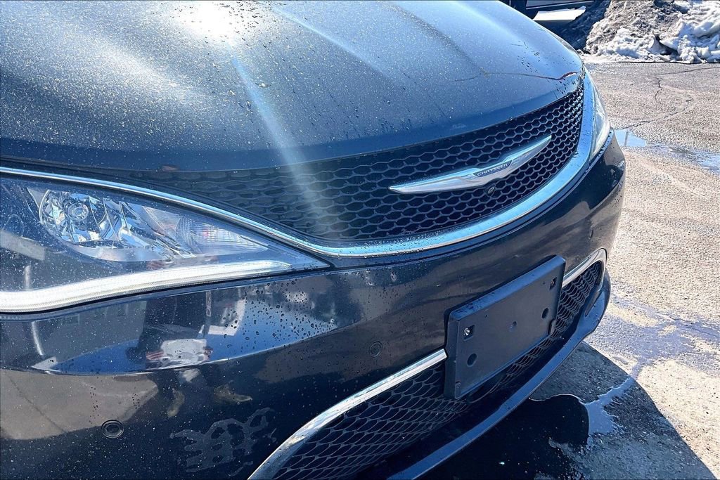 Used 2017 Chrysler Pacifica - photo 7