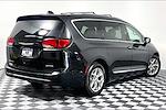 2017 Chrysler Pacifica FWD Minivan for sale #17639 - photo 5