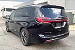 2025 Chrysler Pacifica FWD Minivan for sale #18532 - photo 3