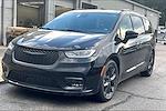 2025 Chrysler Pacifica FWD Minivan for sale #18532 - photo 2