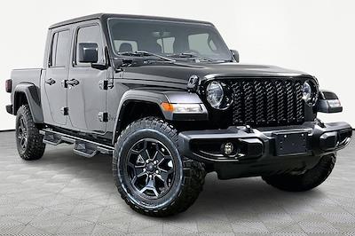 Used 2023 Jeep Gladiator - photo 1
