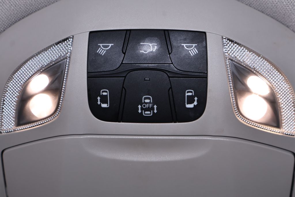 Used 2017 Chrysler Pacifica - photo 40