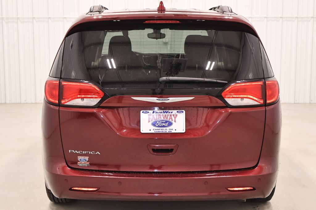 Used 2017 Chrysler Pacifica - photo 8