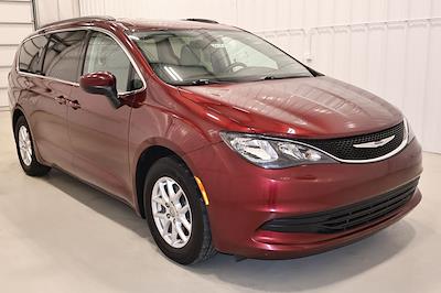 Used 2017 Chrysler Pacifica - photo 1