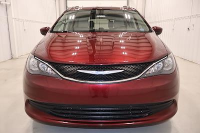 Used 2017 Chrysler Pacifica - photo 1