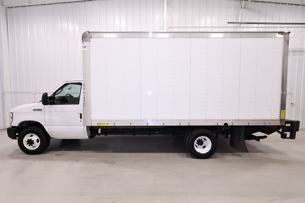 Used 2019 Ford E-450 - photo 8