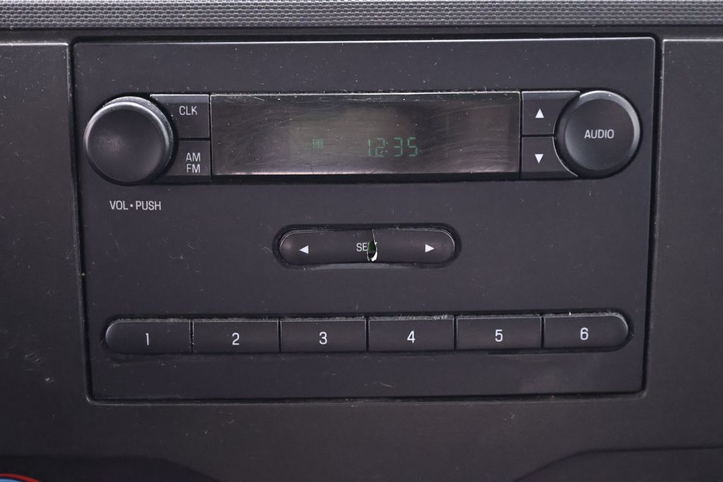 Used 2019 Ford E-450 - photo 28