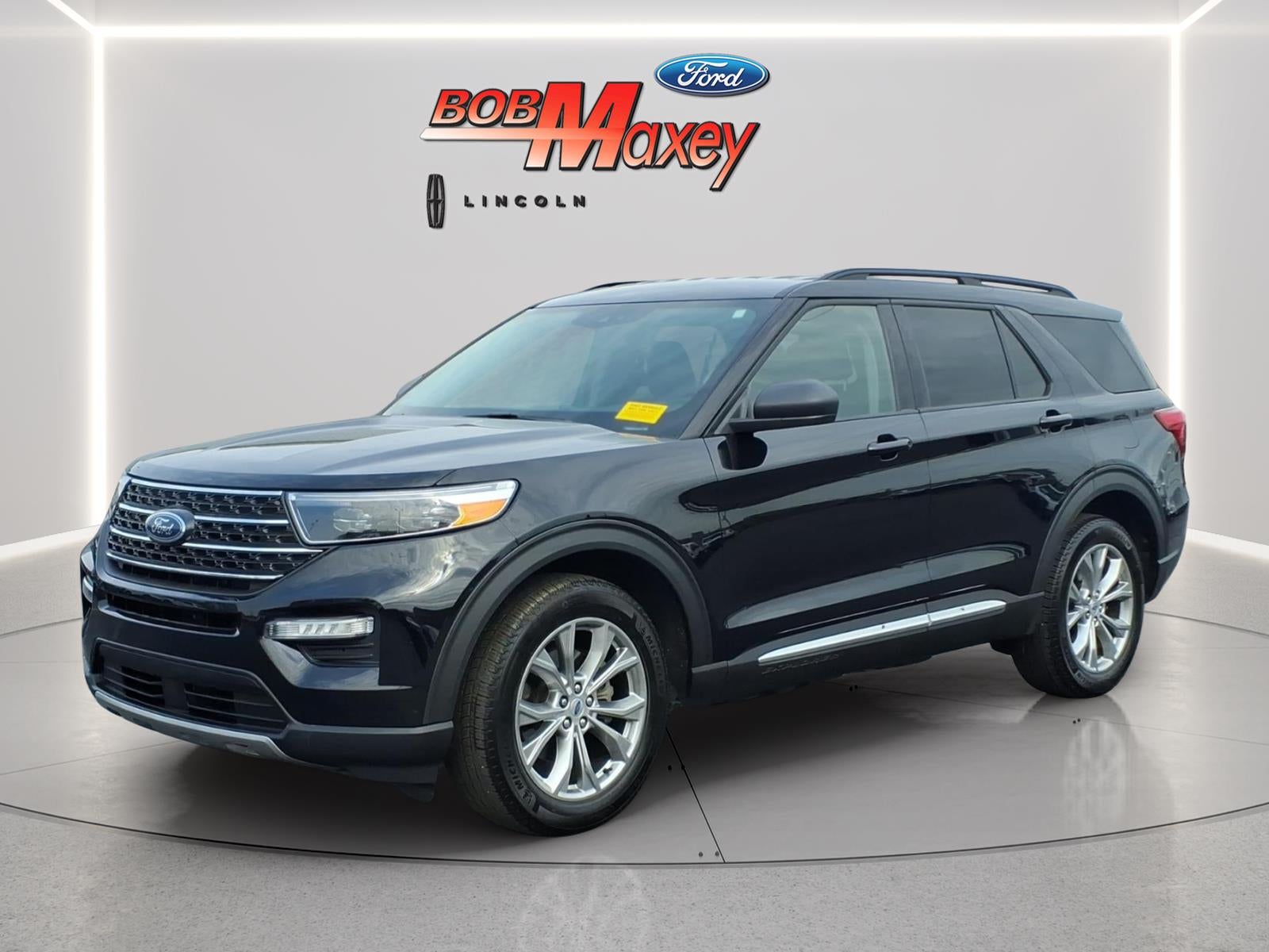Used 2023 Ford Explorer - photo 1