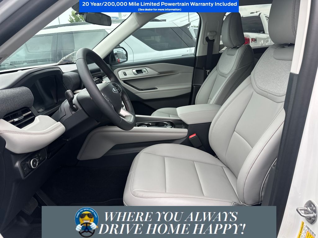 New 2026 Ford Explorer - photo 2