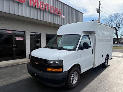 Used 2018 Chevrolet Express 3500 - photo 1