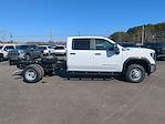 New 2026 GMC Sierra 3500 Crew Cab 60 CA Cab Chassis for sale #UG1094 - photo 3