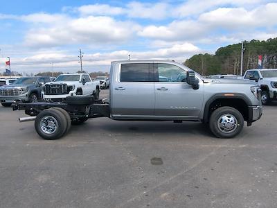 New 2026 GMC Sierra 3500 Crew Cab 60 CA Cab Chassis for sale #UG1346 - photo 2