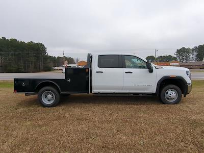 New 2026 GMC Sierra 3500 Crew Cab Flatbed Truck for sale #UG649 - photo 2