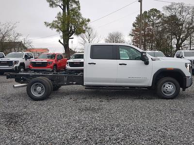 New 2026 GMC Sierra 3500 Crew Cab 60 CA Cab Chassis for sale #UG780 - photo 2