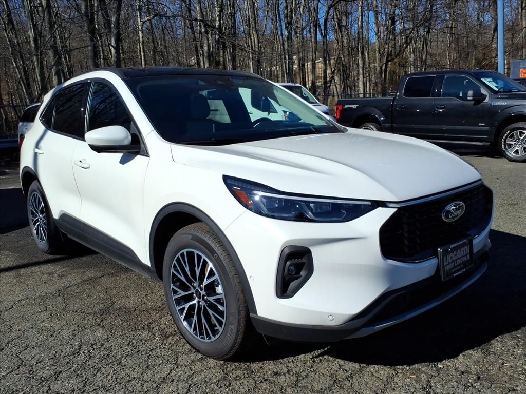 New 2024 Ford Escape - photo 1