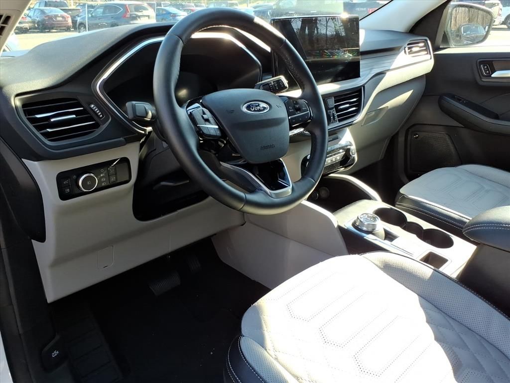 New 2024 Ford Escape - photo 12